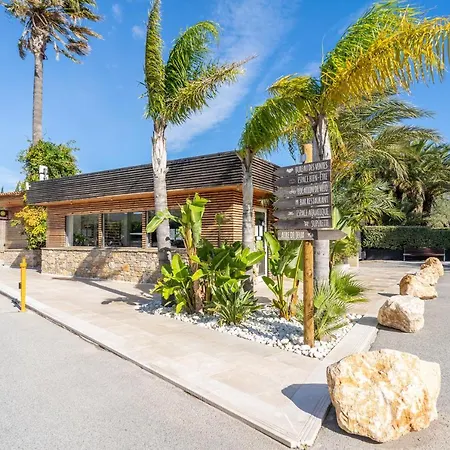 Camping Maeva Respire Ecolodge L'etoile D'argens *****