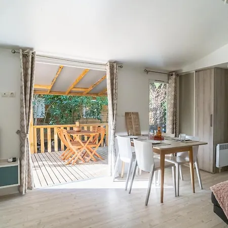 Camping Maeva Respire Ecolodge L'etoile D'argens *****