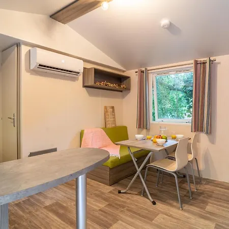 Camping Maeva Respire Ecolodge L'etoile D'argens *****