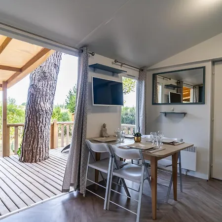 Camping Maeva Respire Ecolodge L'etoile D'argens ***** 5*
