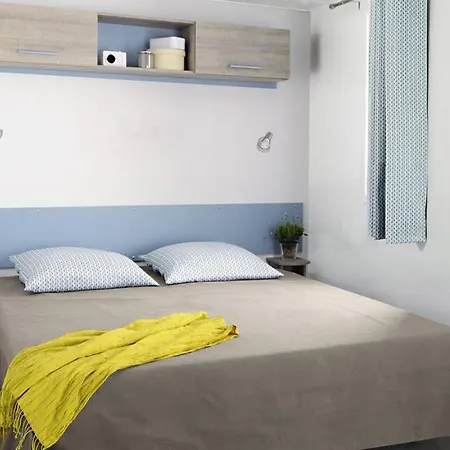 Camping Camping Maeva Respire Ecolodge L'etoile D'argens *****