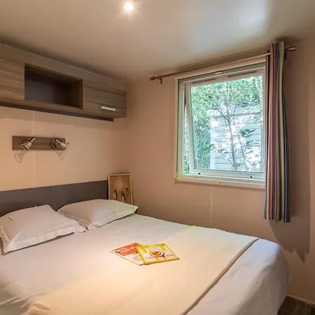 Camping Maeva Respire Ecolodge L'etoile D'argens 5* Fréjus