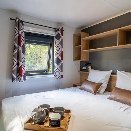 Camping Maeva Respire Ecolodge L'etoile D'argens 5* Fréjus
