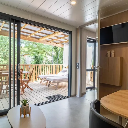 Camping Maeva Respire Ecolodge L'etoile D'argens Camping 5*