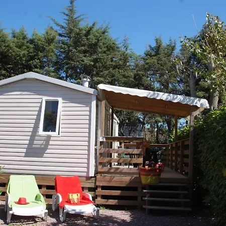 Camping Maeva Respire Ecolodge L'etoile D'argens Camping Fréjus